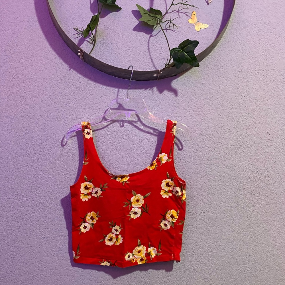 Forever 21 tank crop ✨